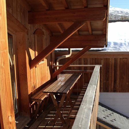 Cosy 4 Bedroom Chalet With Hot Tub Saint-Marcel  Ngoại thất bức ảnh